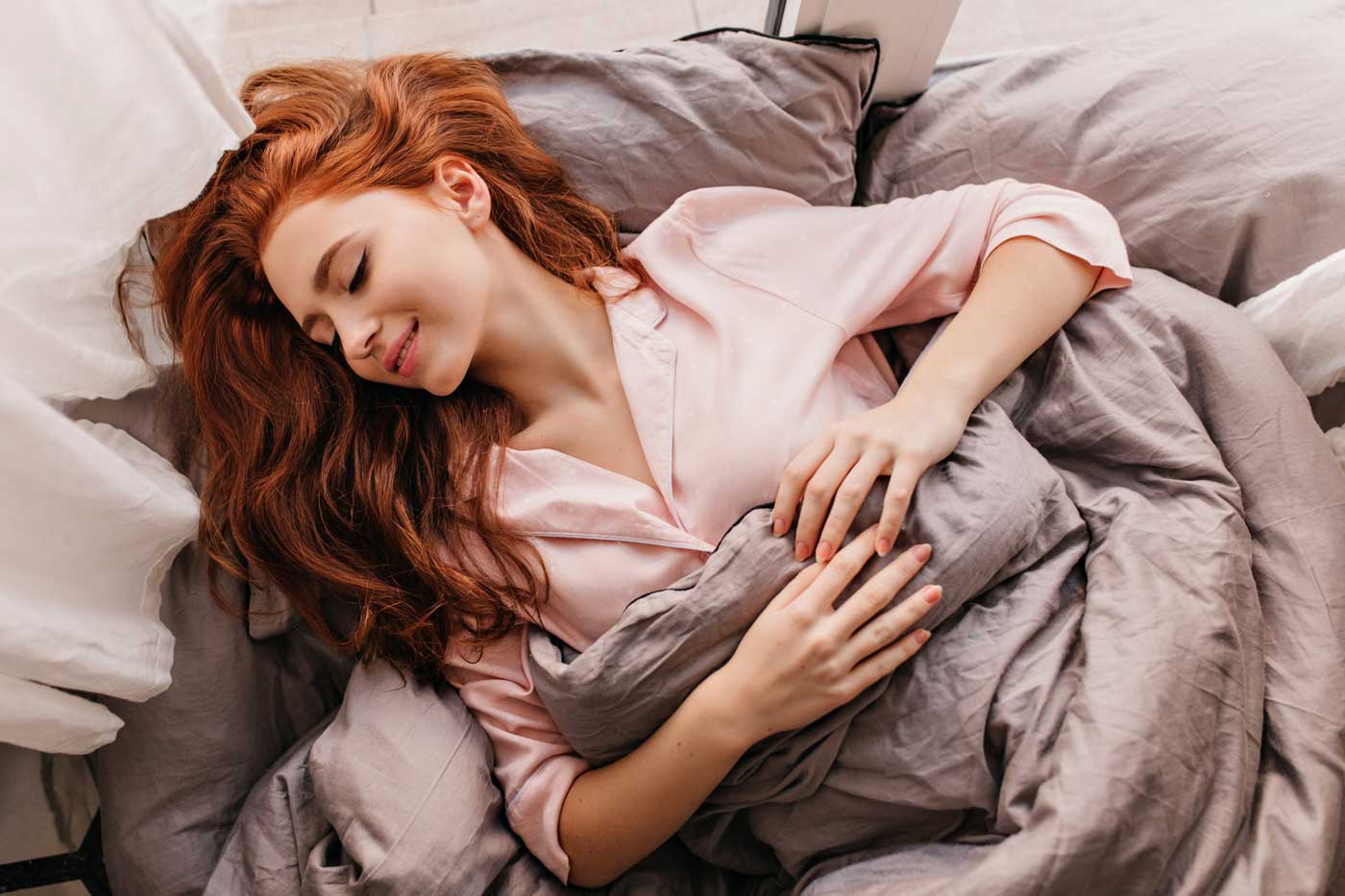 Melhore a saúde da sua pele com um sono profundo e reparador